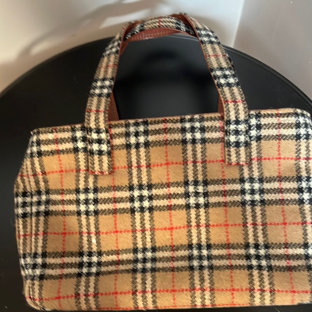 Vintage Burberry flannel purse ,good condition